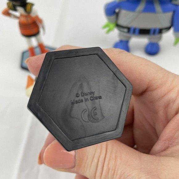 Disney Miles From Tomorrowland Callisto Family Figurine Set Galatech 5 Pieces - Picture 9 of 9